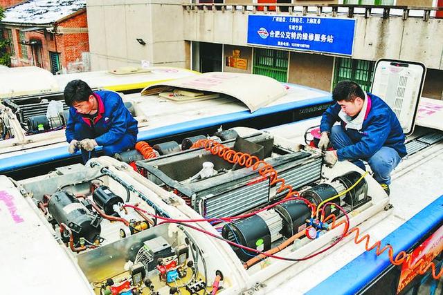 气温低于12℃ 合肥4000余辆公交车空调全天开放(图1)