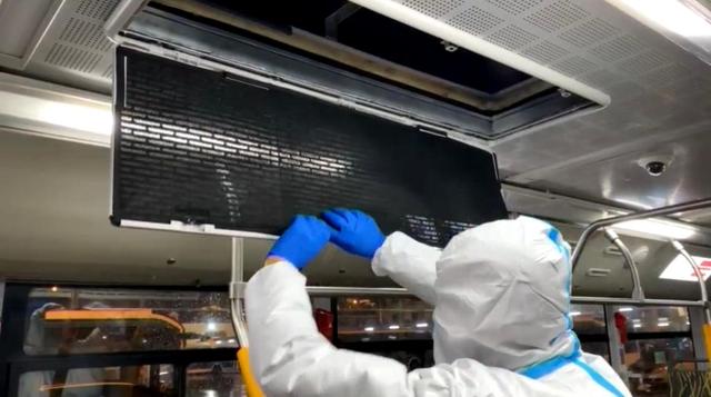 上海公交车开暖空调了，车厢低于12℃，乘客可提醒开启(图2)